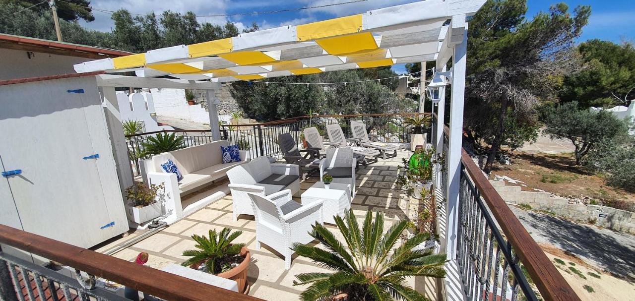 Casa Vacanze "Il Carrubo" Ґальяно-дель-Капо Екстер'єр фото