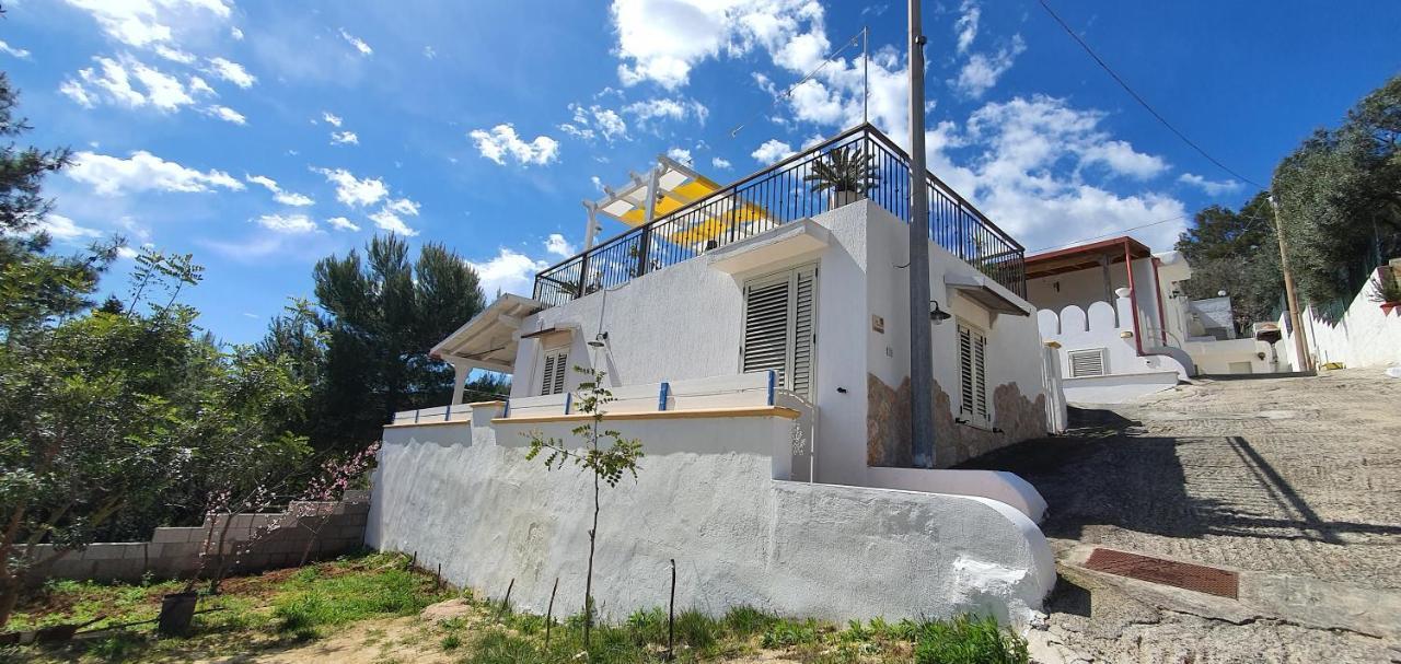 Casa Vacanze "Il Carrubo" Ґальяно-дель-Капо Екстер'єр фото
